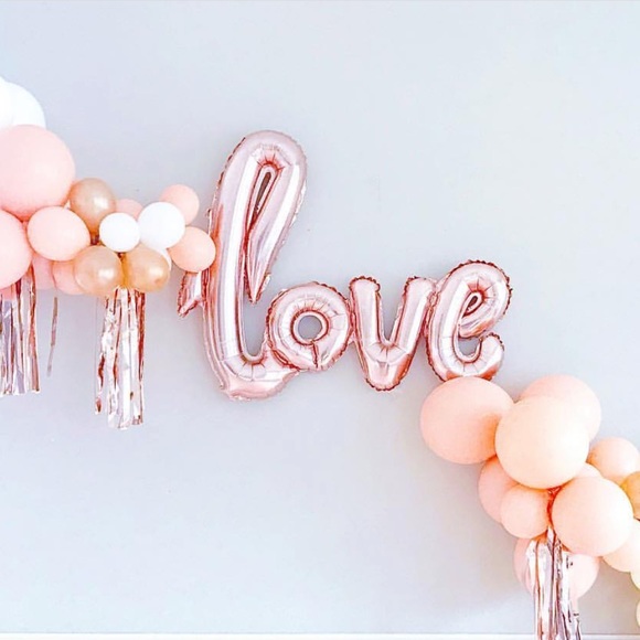 Other - Rosegold LOVE balloons
